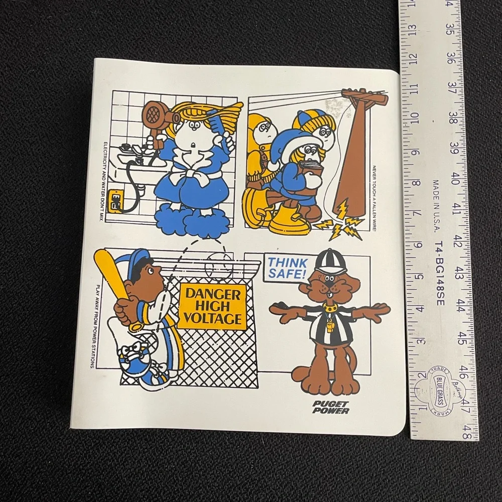 VTG Seattle Mariners x Puget Power collectible 3-ring binder